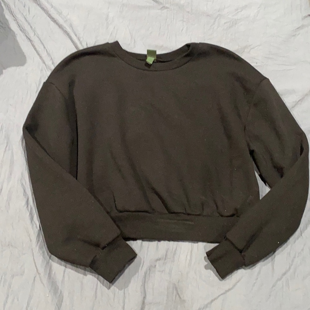 Black cropped sweatshirt, Wild Fable size Large